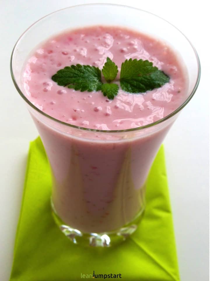 strawberry banana smoothie