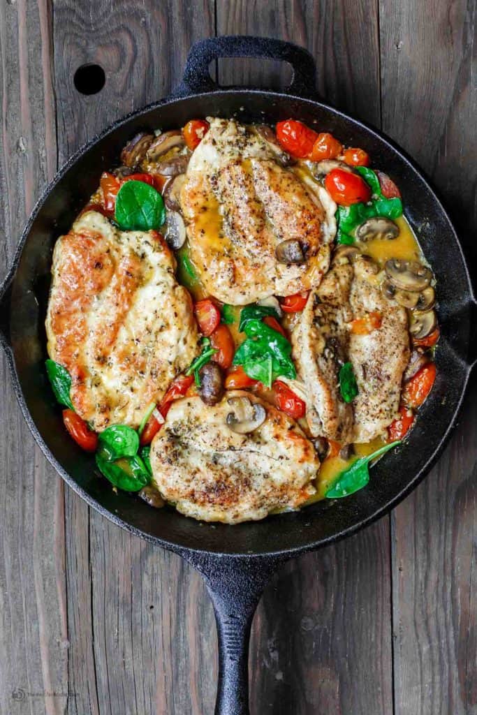 Italian Skillet Chicken Recipe with Tomatoes and Mushrooms 