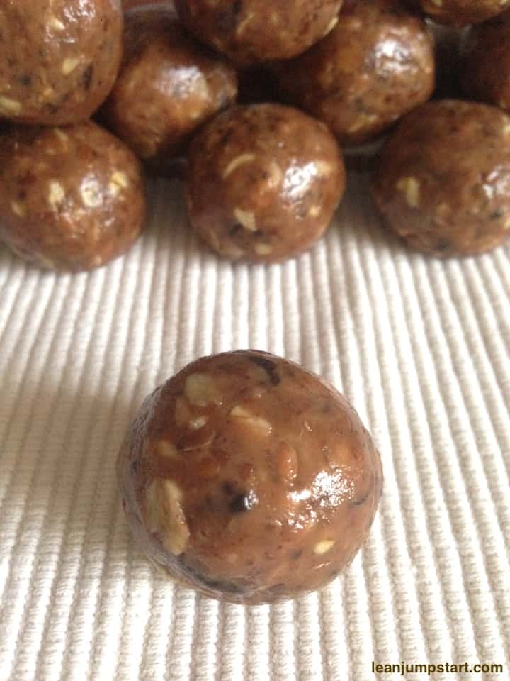 peanut butter protein balls