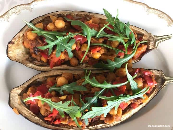 https://leanjumpstart.com/wp-content/uploads/2018/03/stuffed-eggplant-recipe-1.jpg